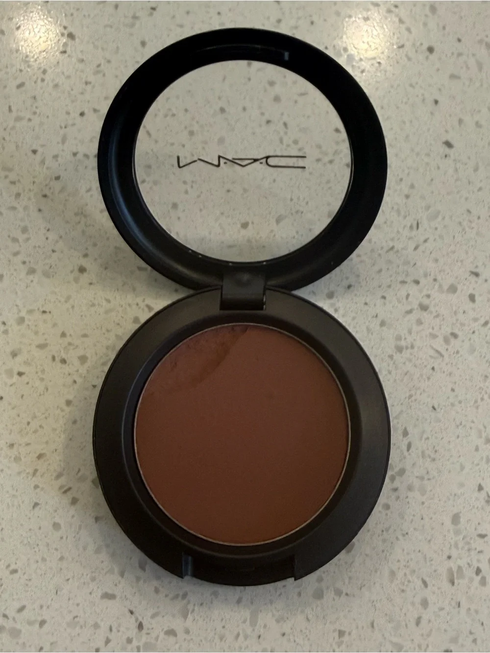 MAC Cosmetics Bronzer & Contour Powder - Swiss Chocolate